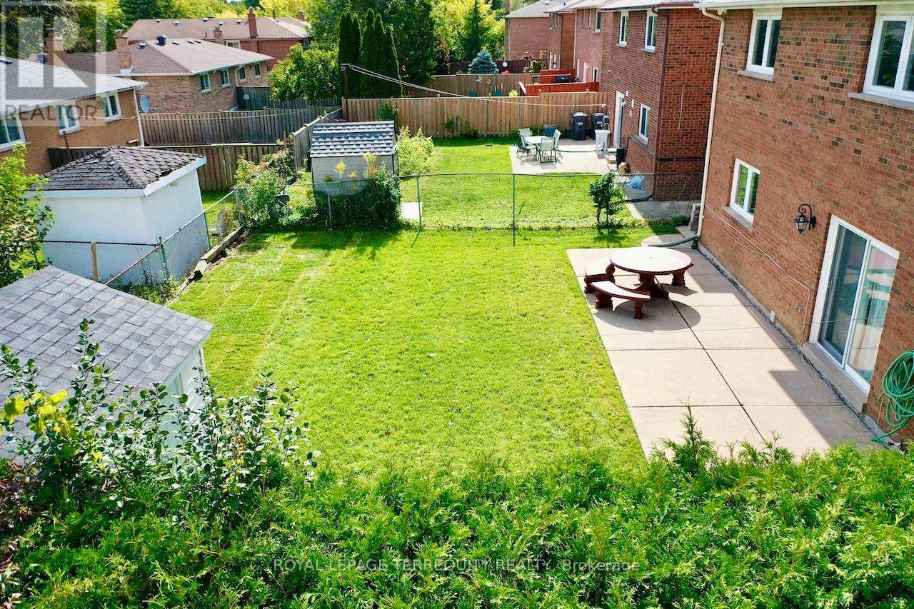 Upper Level - 13 Milford Crescent, Brampton, Ontario  L6S 3E3 - Photo 36 - W13840938