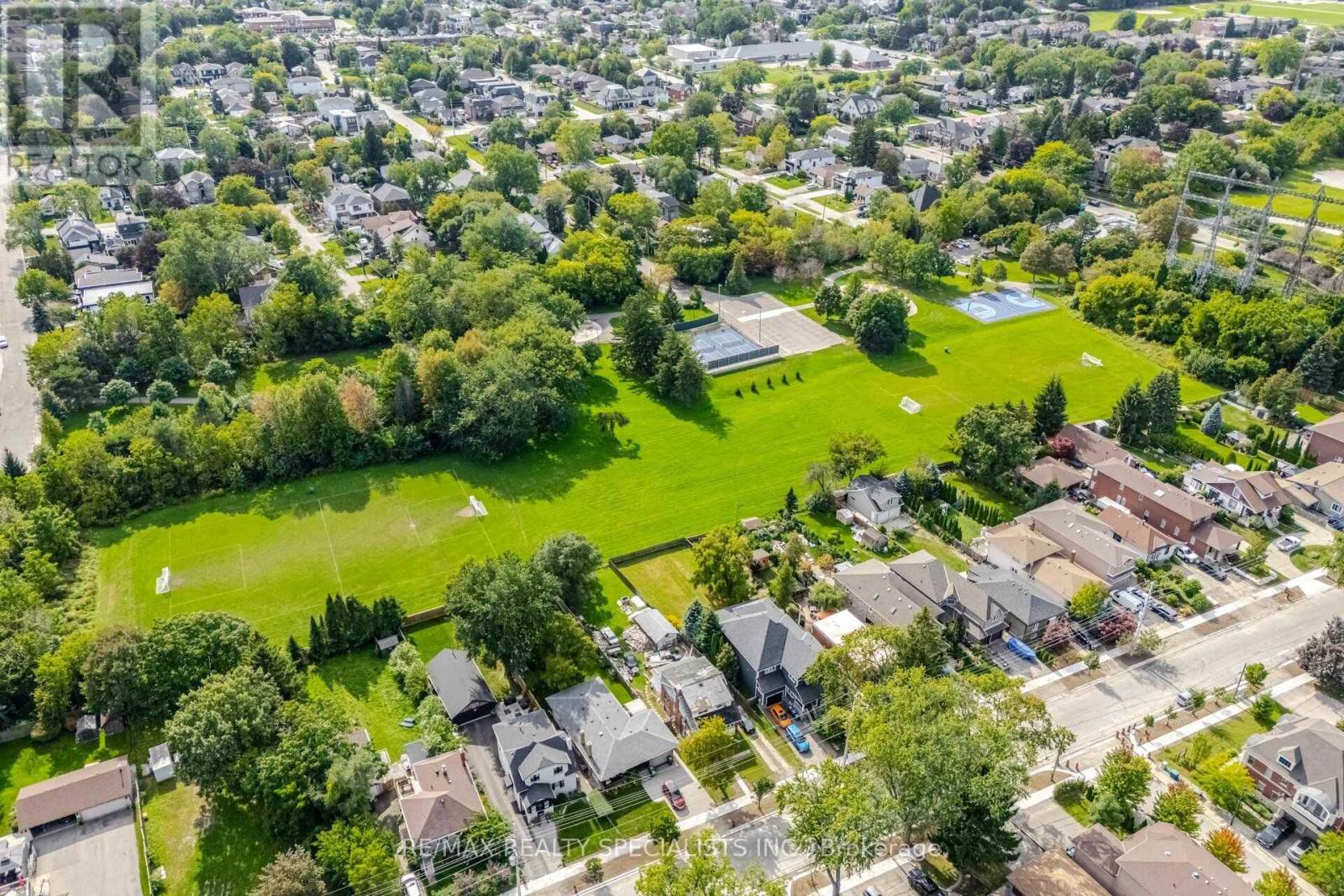 1169 Lakeshore Road E, Mississauga, Ontario  L5E 1G1 - Photo 30 - W13841004