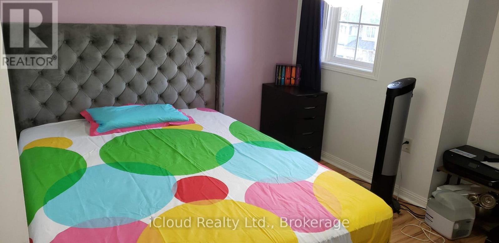 1675 Samuelson Circle, Mississauga, Ontario  L5N 7Z8 - Photo 10 - W13841054