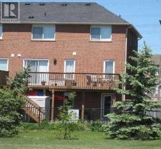 1675 Samuelson Circle, Mississauga, Ontario  L5N 7Z8 - Photo 3 - W13841054