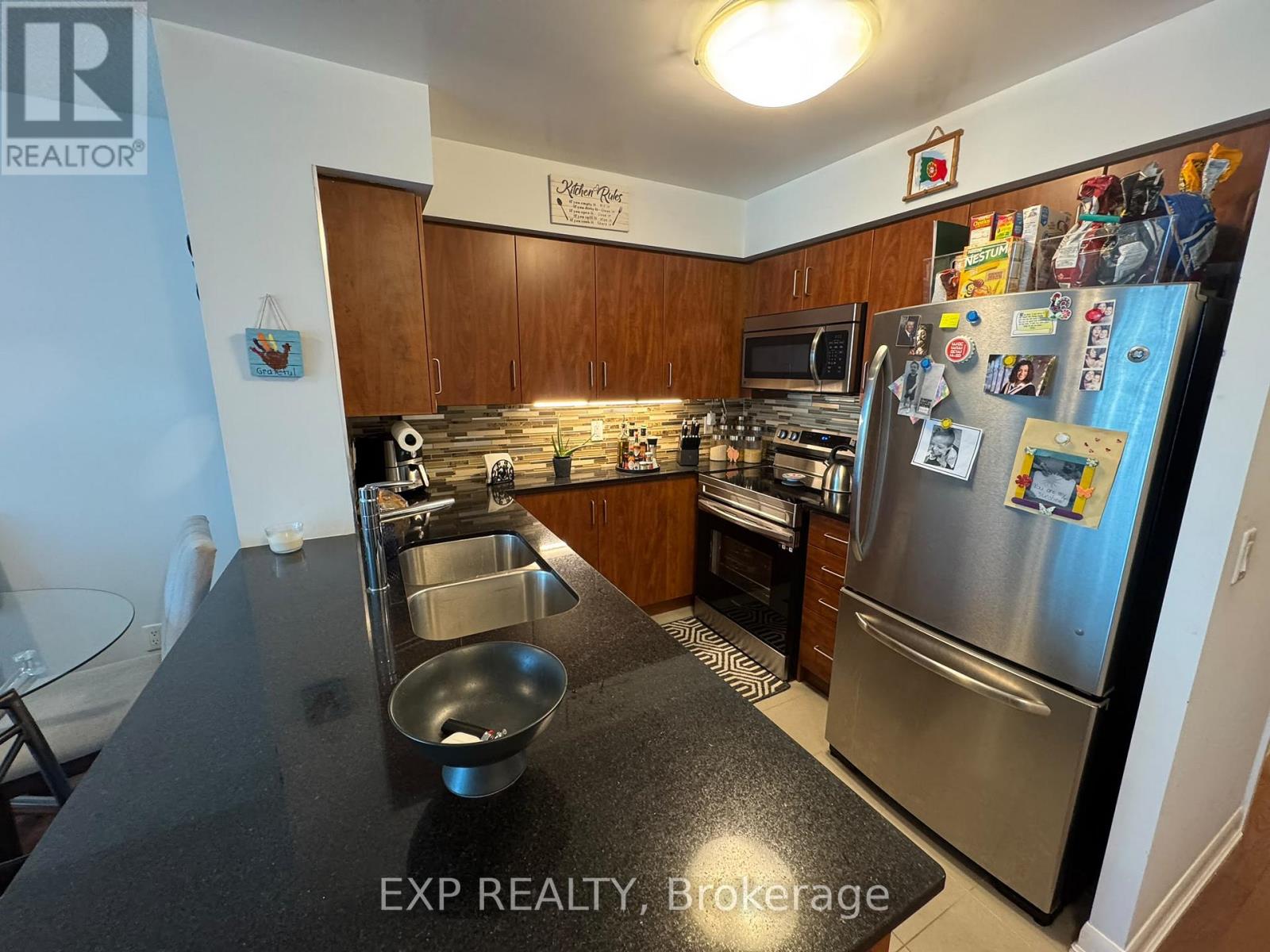 1611 - 205 Sherway Gardens Road, Toronto, Ontario  M9C 0A5 - Photo 8 - W13841068