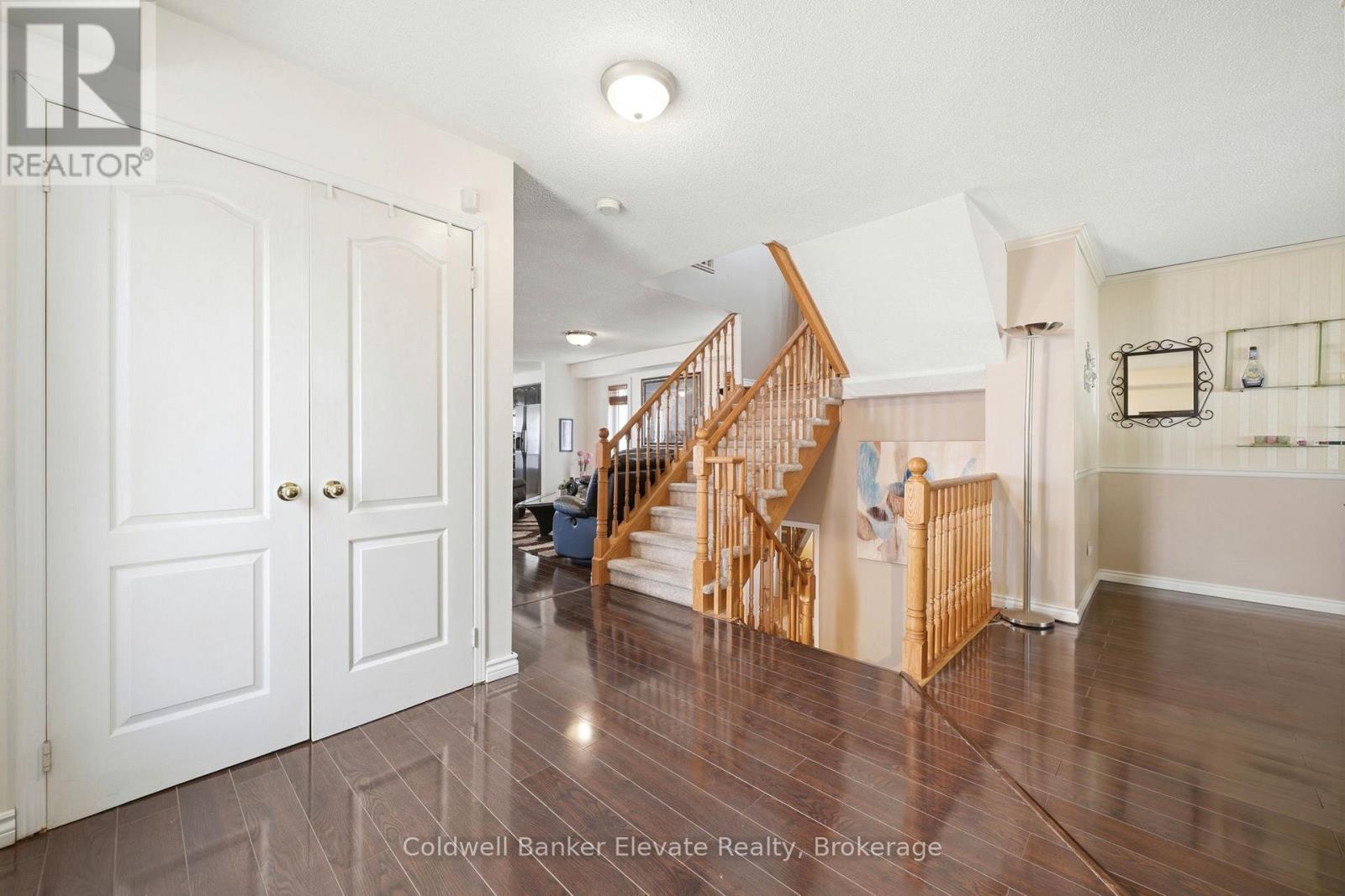 334 Cottonwood Street, Orangeville, Ontario  L9W 4X7 - Photo 5 - W13841132
