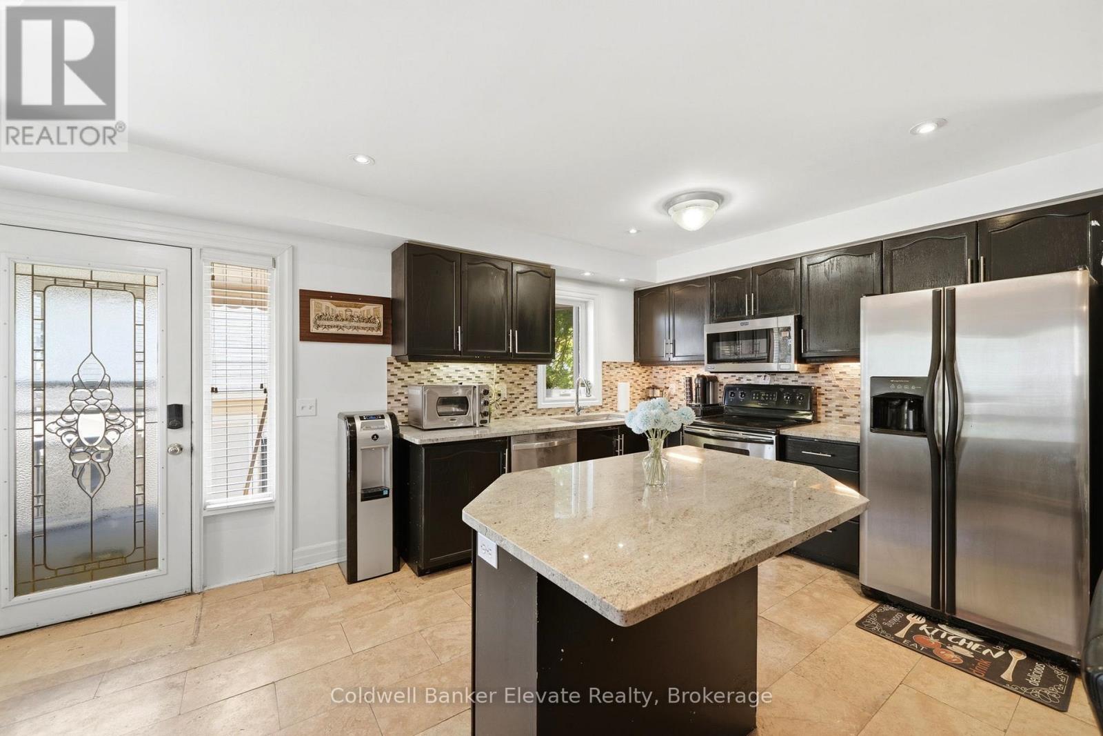 334 Cottonwood Street, Orangeville, Ontario  L9W 4X7 - Photo 9 - W13841132