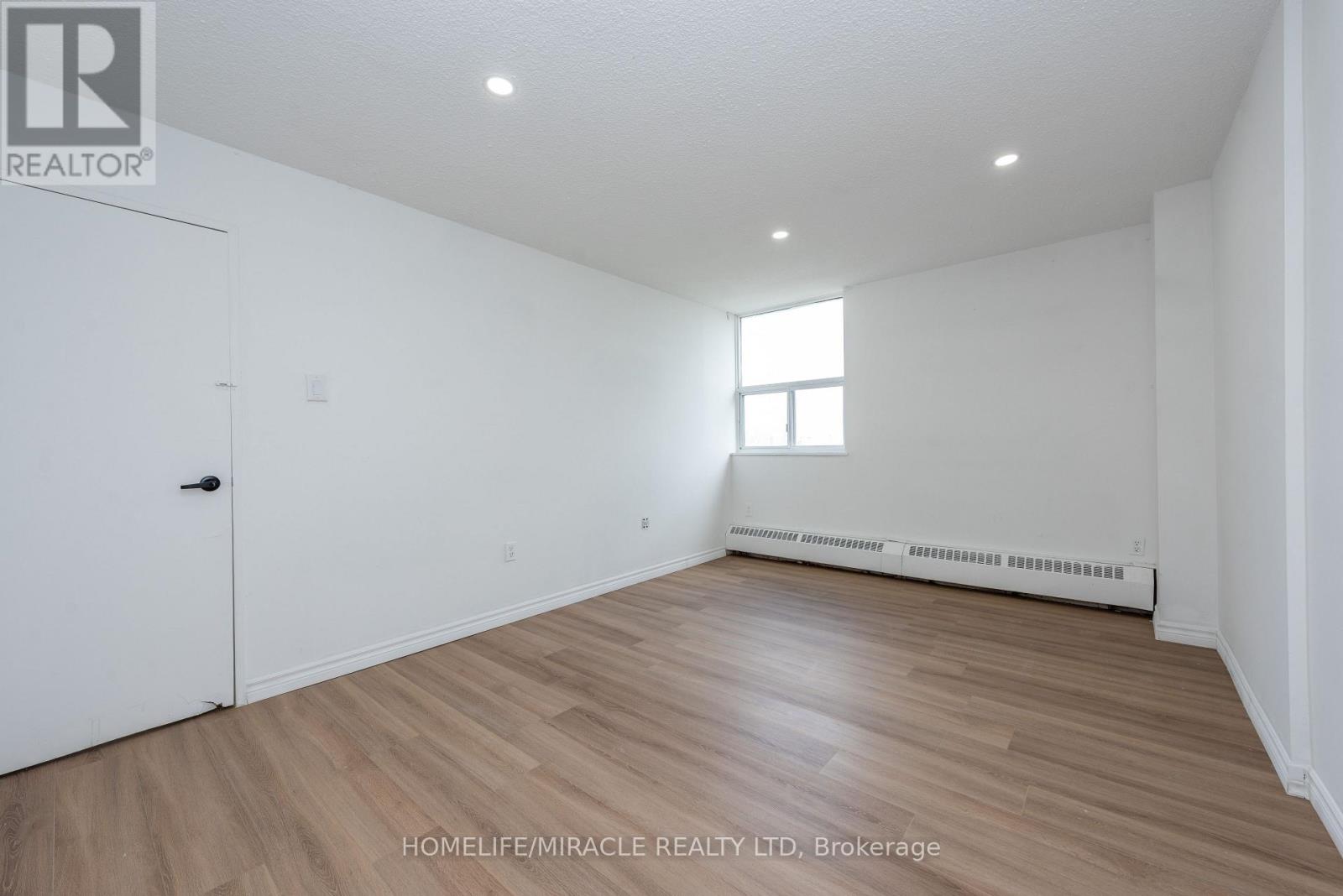 1910 - 2645 Kipling Avenue, Toronto, Ontario  M9V 3S6 - Photo 46 - W13799860