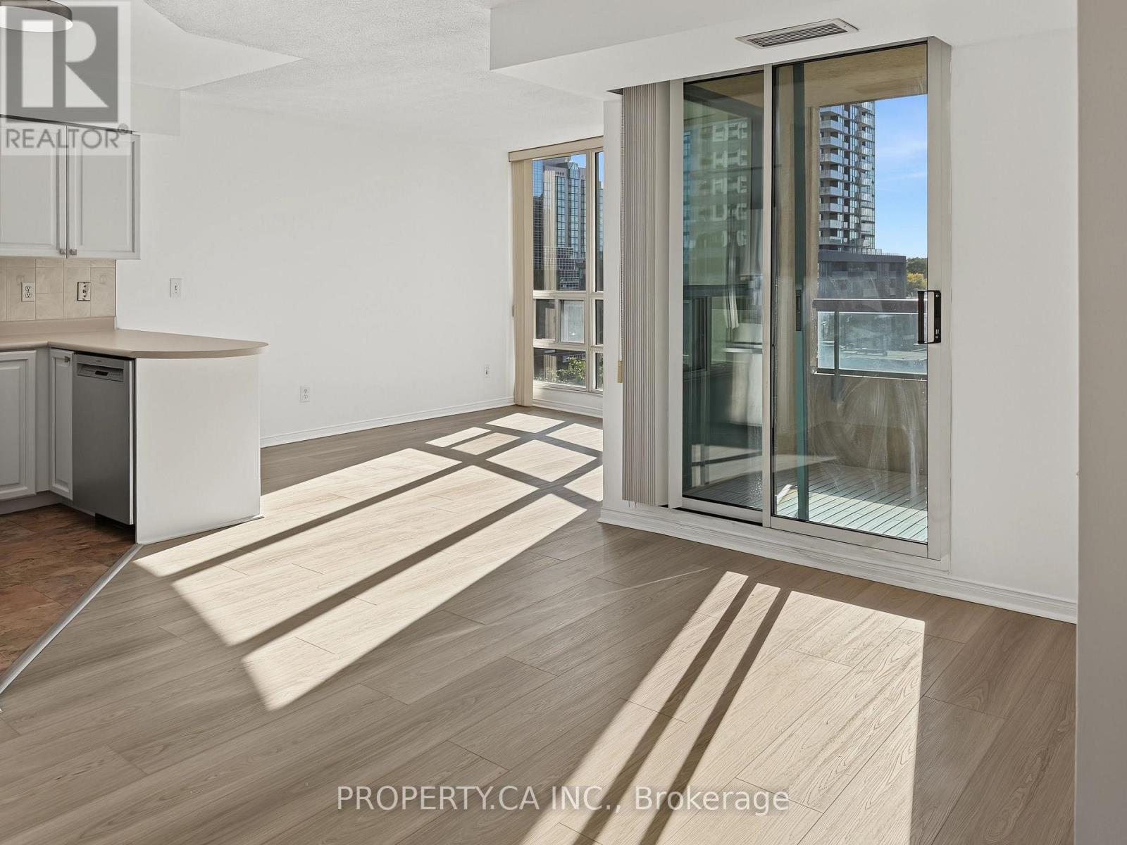 812 - 238 Doris Avenue, Toronto, Ontario  M2N 6W1 - Photo 7 - C13840472