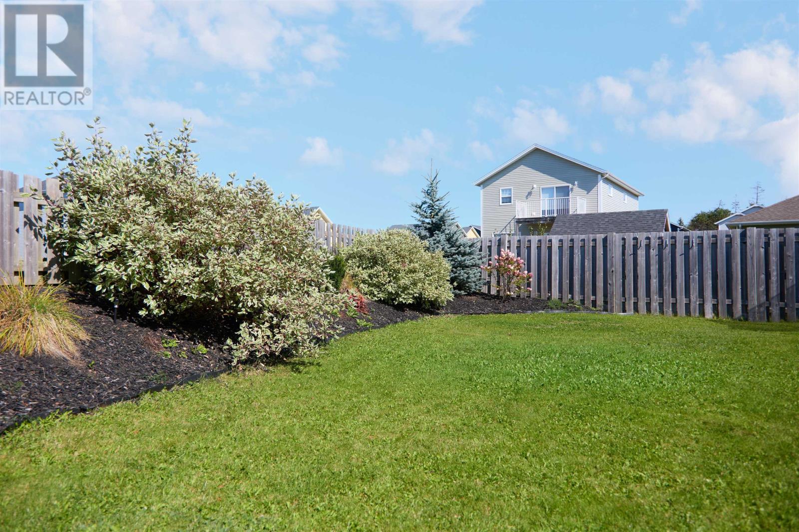93 Keri Drive, Cornwall, Prince Edward Island  C0A 1H0 - Photo 4 - 202624654