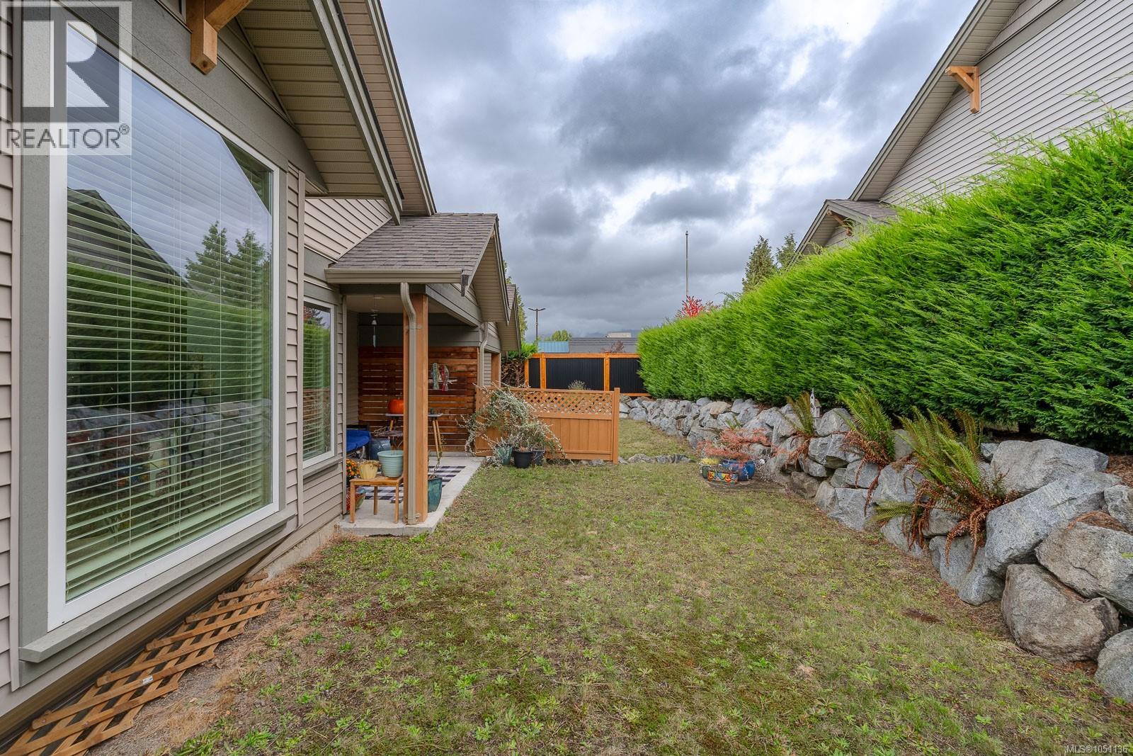 5 3774 12th Ave