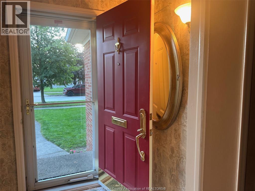880 Patrice Drive, Windsor, Ontario  N8S 2R8 - Photo 3 - 26023952