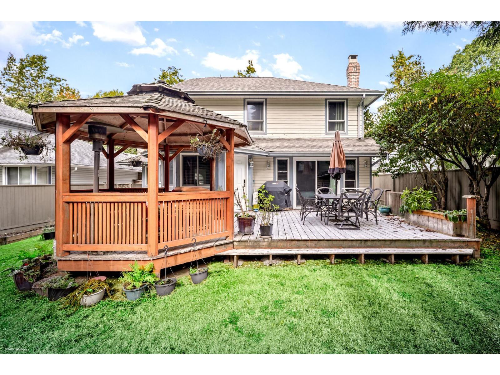 12329 NORTHPARK CRESCENT