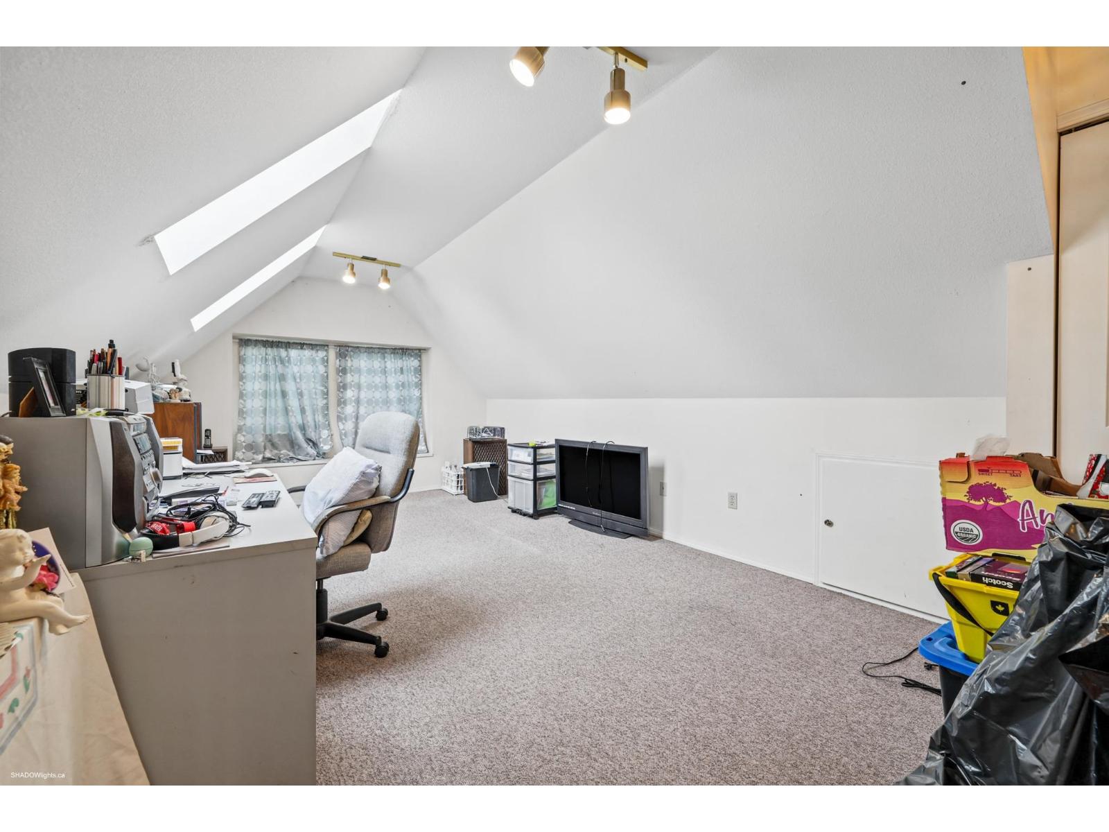 12329 NORTHPARK CRESCENT