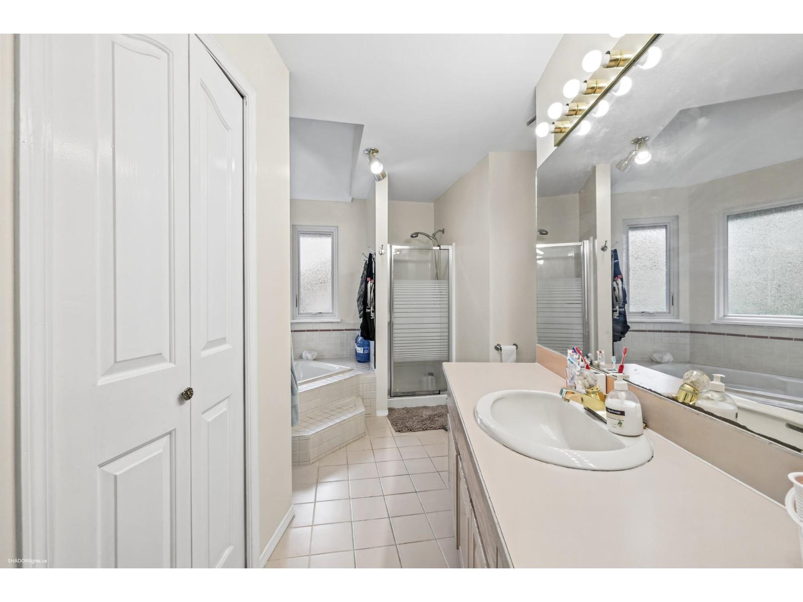 12329 NORTHPARK CRESCENT
