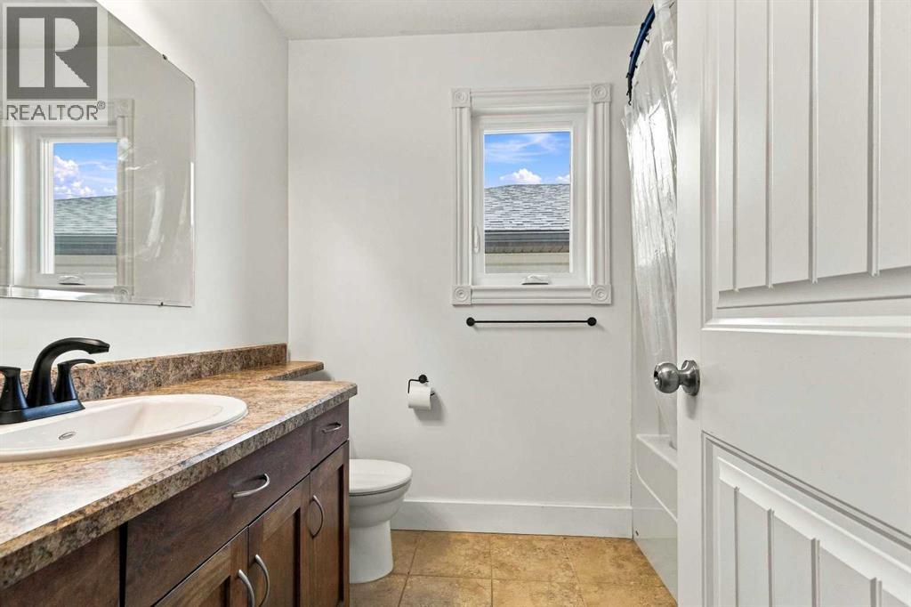 152 Chestnut Way, Fort Mcmurray, Alberta  T9K 0M7 - Photo 18 - A2348891