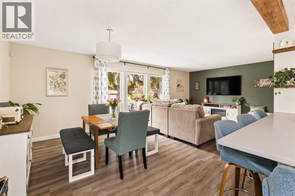228 Midridge Crescent Se, Calgary, Alberta  T2X 1C6 - Photo 18 - A2347936