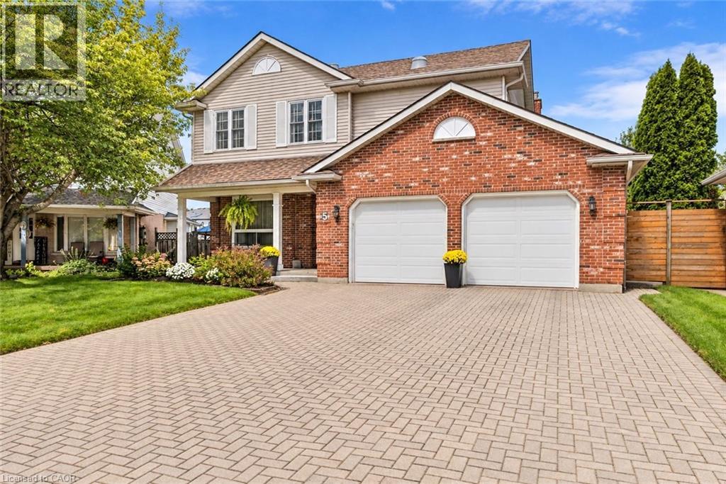 5 THORN Place, St. Catharines, Ontario