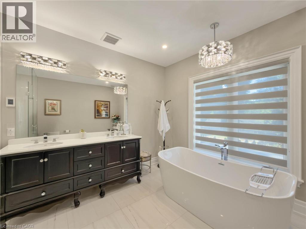 236 Poplar Drive, Burlington, Ontario  L7L 2N4 - Photo 24 - 40865904