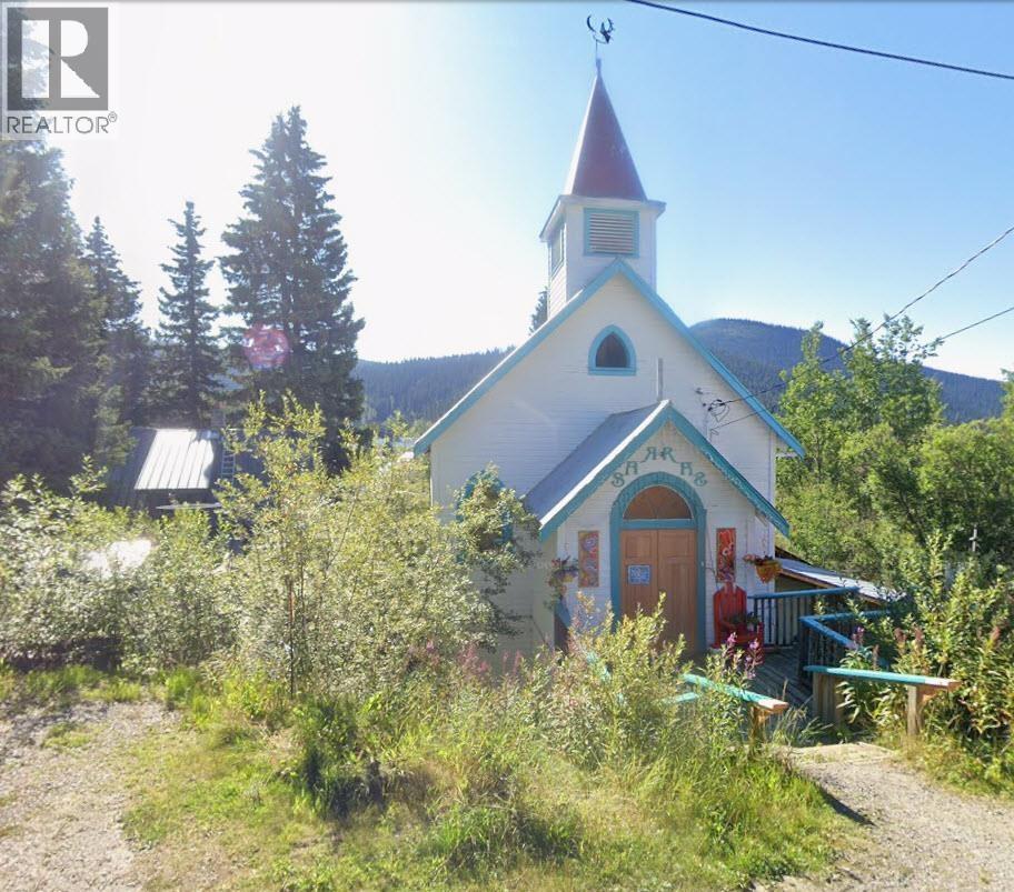 2338 BOWMAN CRESCENT, Wells, British Columbia