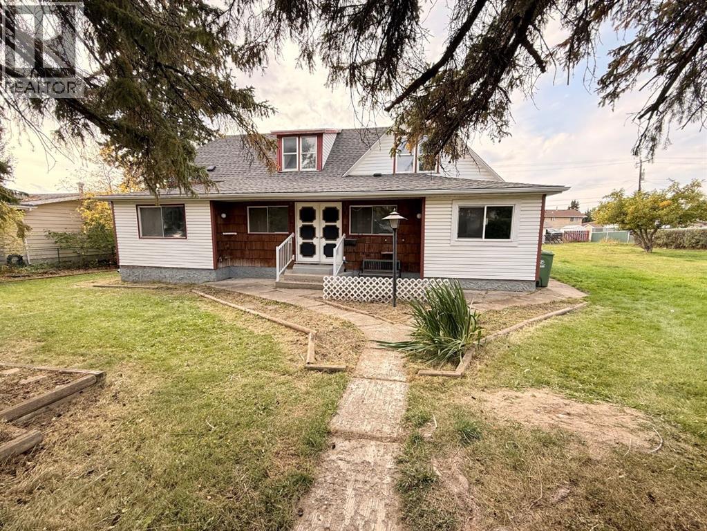 5116 53 Street, Rocky Mountain House, Alberta  T4T 1E4 - Photo 1 - A2347645