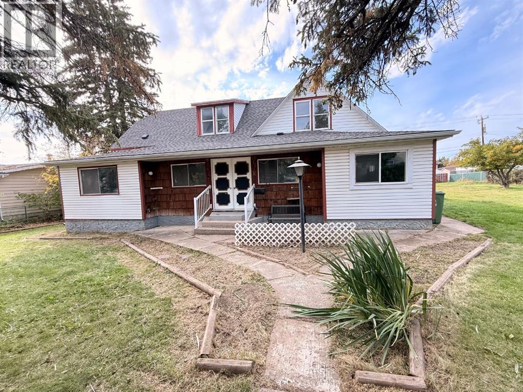 5116 53 Street, Rocky Mountain House, Alberta  T4T 1E4 - Photo 11 - A2347645