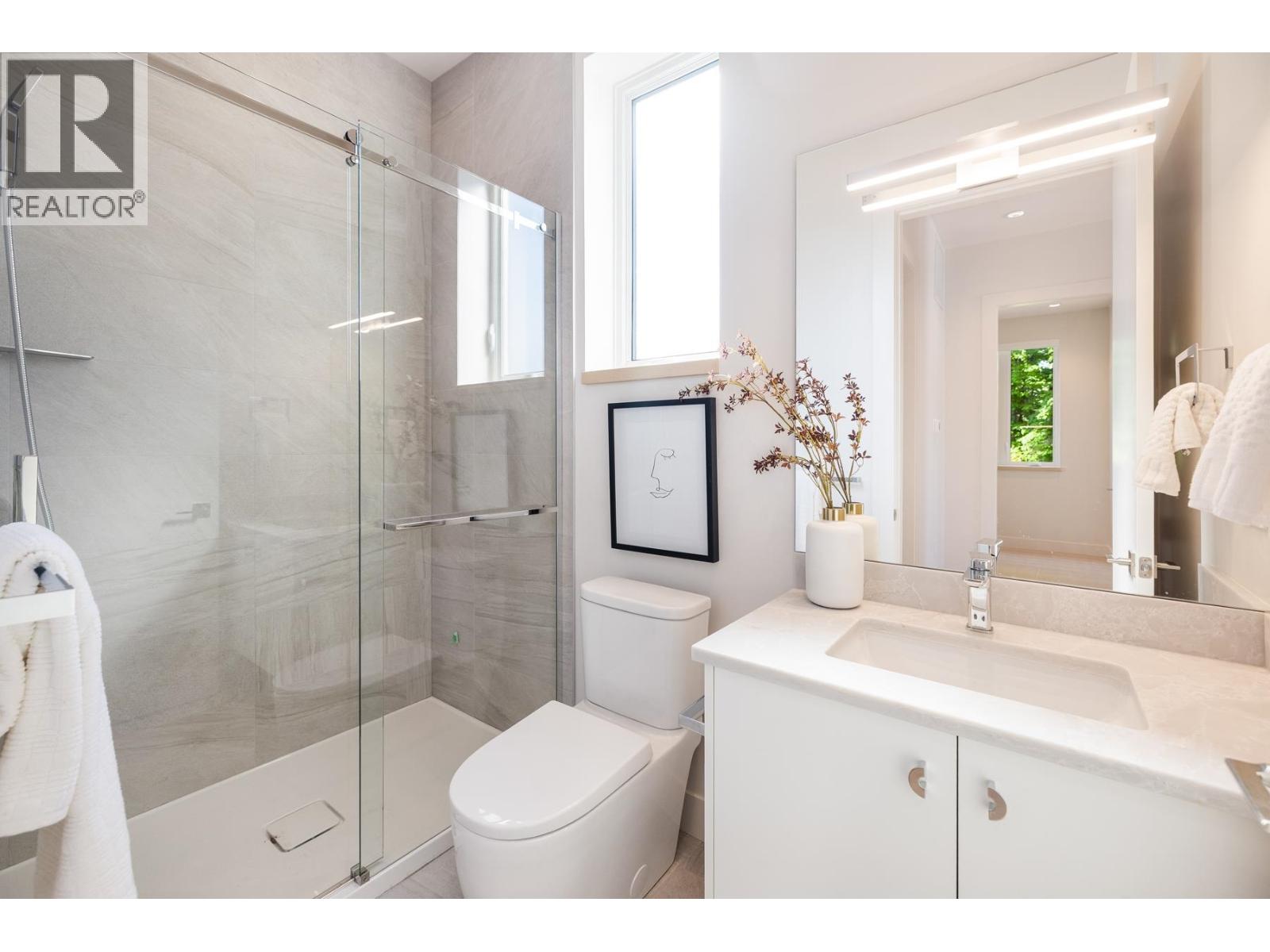 3 2995 Adanac Street, Vancouver, British Columbia V5K 2N4 - Photo 12 - R3169696