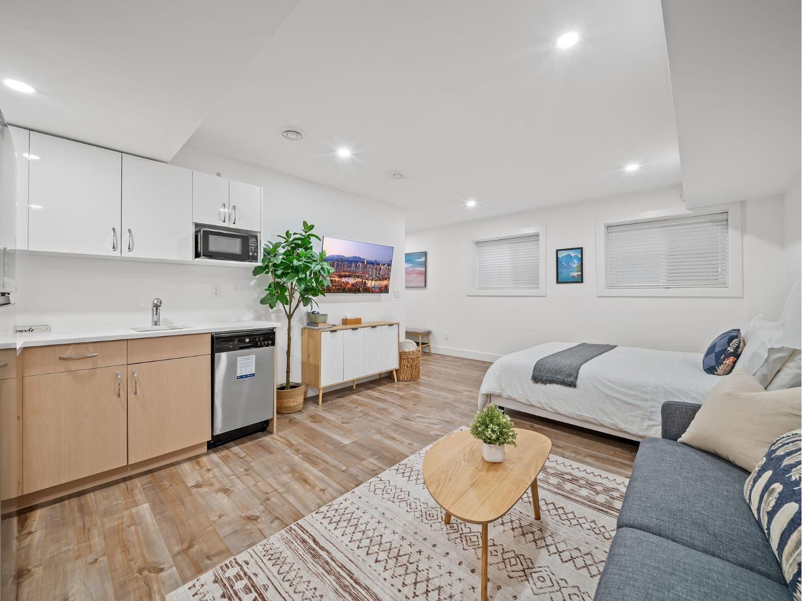 20574 71 AVENUE