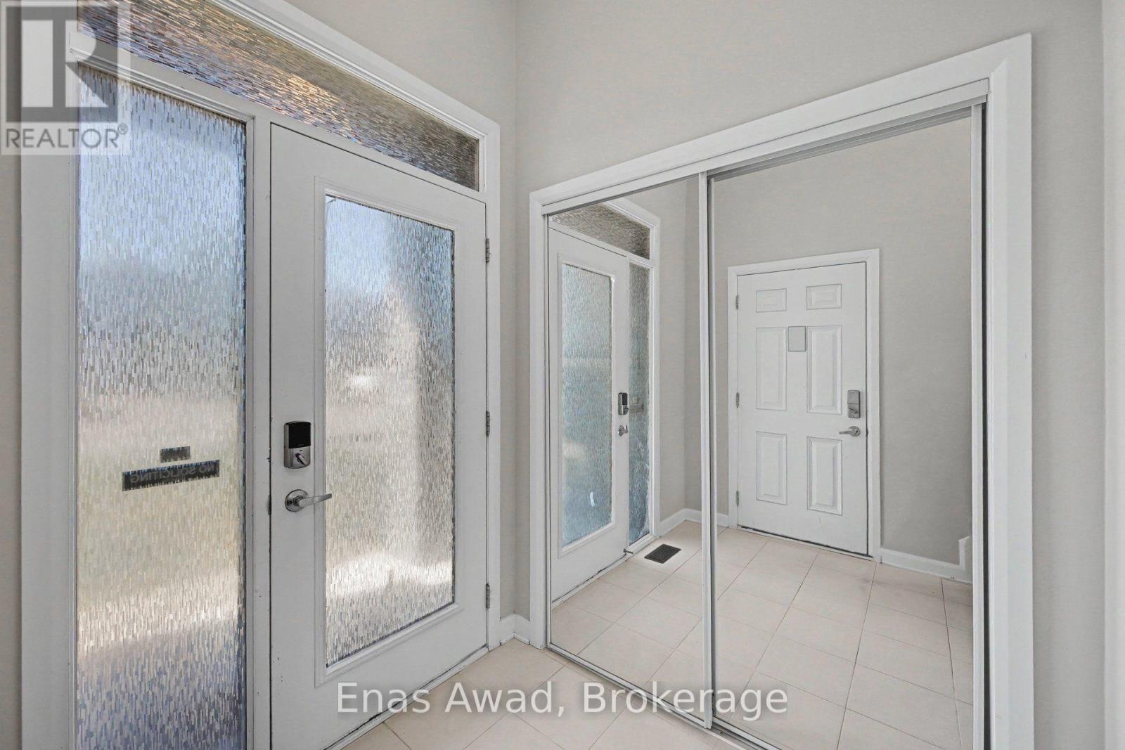 99 Natare Place, Ottawa, Ontario  K2T 0P3 - Photo 2 - X13841196