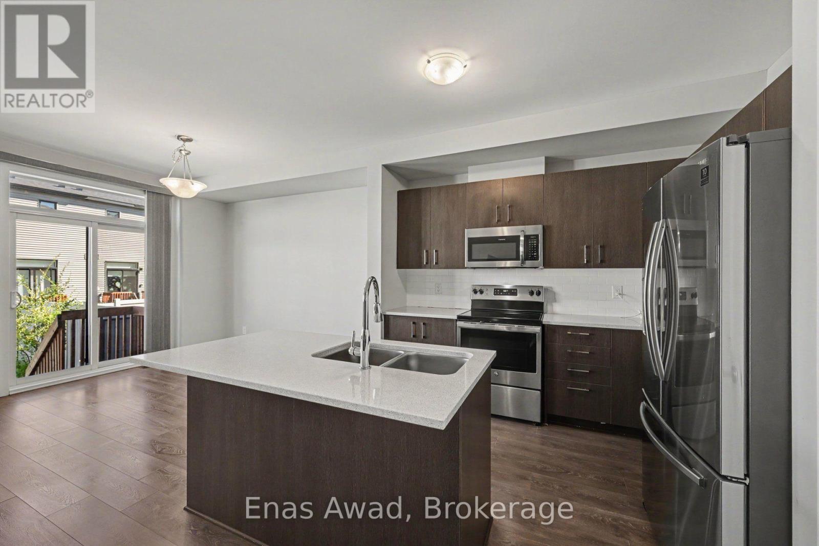 99 Natare Place, Ottawa, Ontario  K2T 0P3 - Photo 4 - X13841196