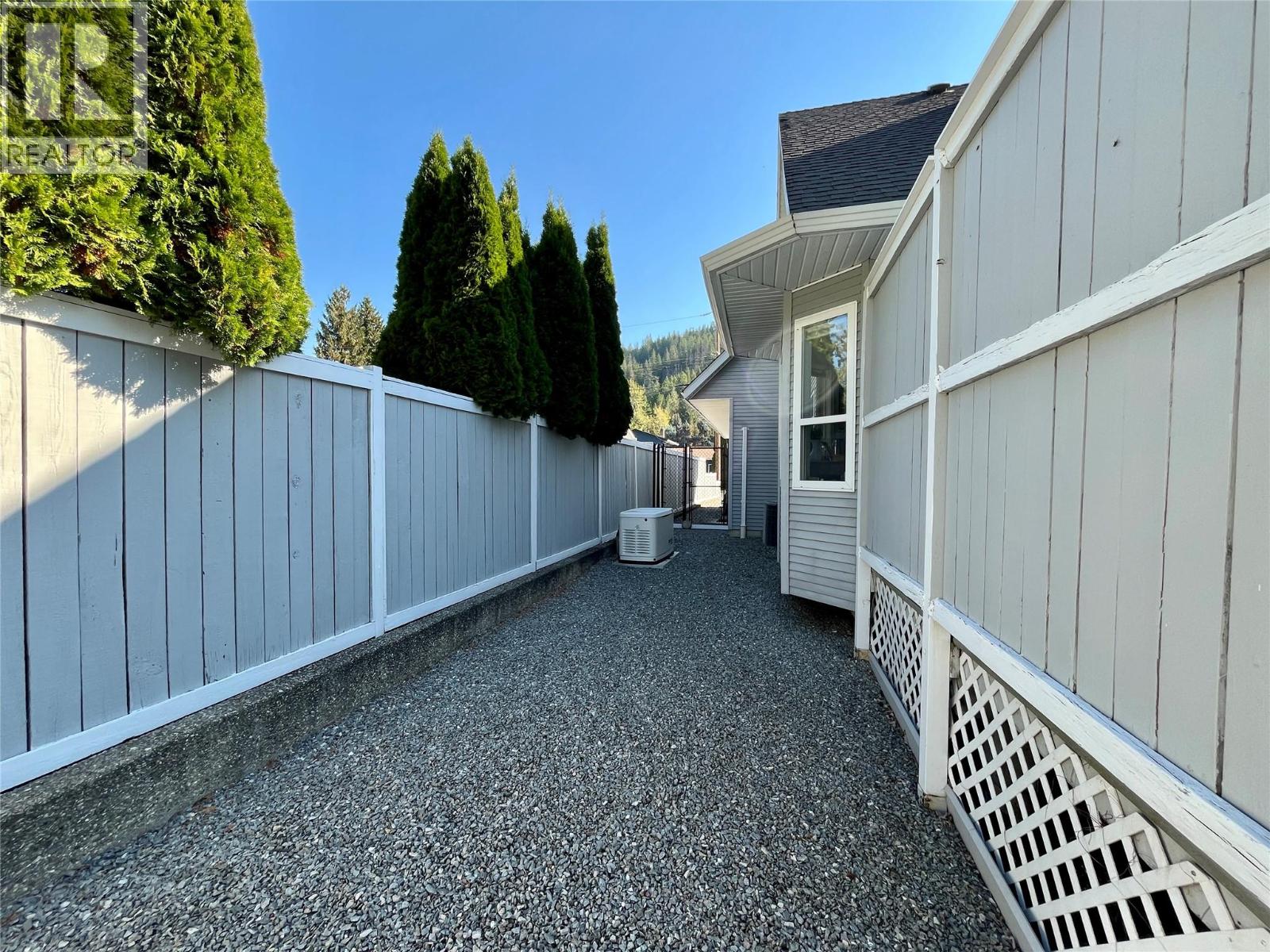 358 Oak Avenue, Sicamous, British Columbia  V0E 2V1 - Photo 8 - 10401482