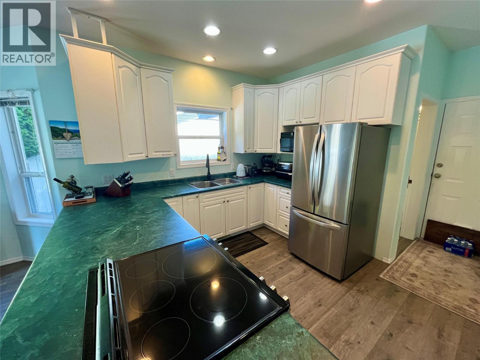 358 Oak Avenue, Sicamous, British Columbia  V0E 2V1 - Photo 17 - 10401482