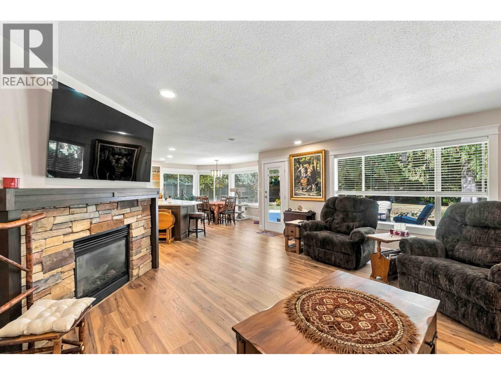 11 23100 129 AVENUE