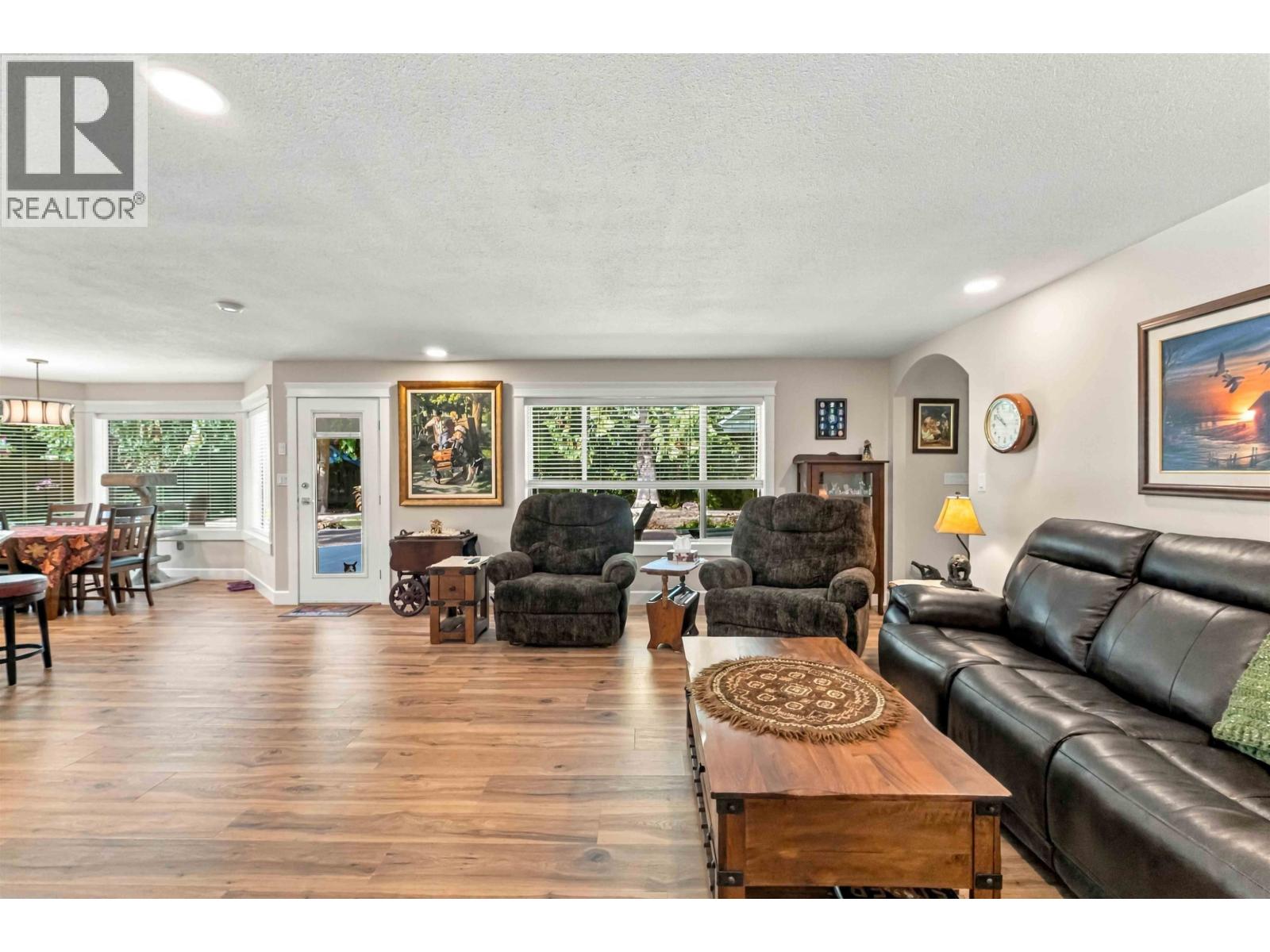 11 23100 129 AVENUE