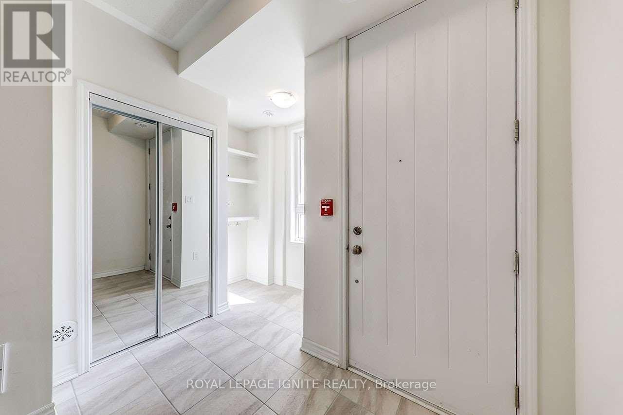 22 Adam Sellers Street, Markham, Ontario  L6B 1N2 - Photo 5 - N13841216
