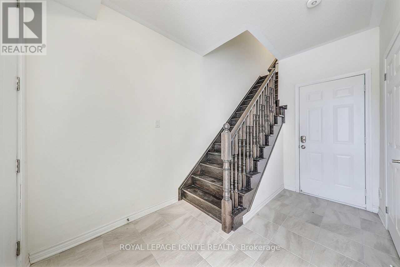 22 Adam Sellers Street, Markham, Ontario  L6B 1N2 - Photo 6 - N13841216