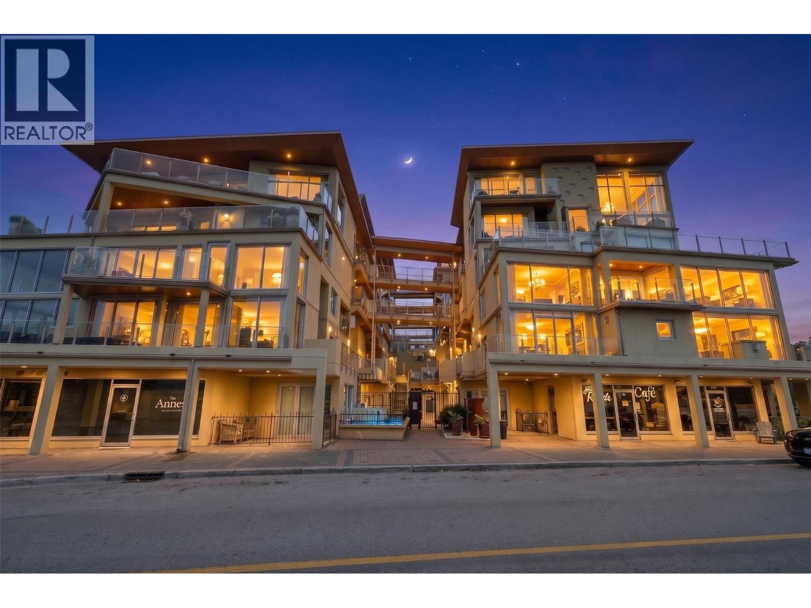 250 MARINA Way Unit# 205, Penticton, British Columbia
