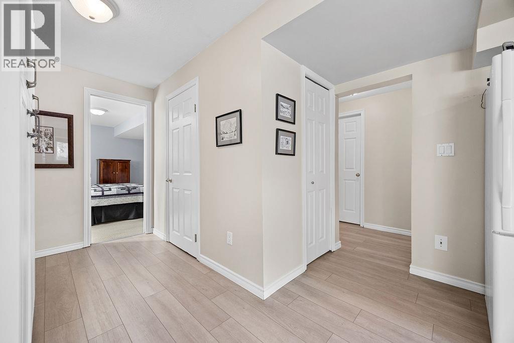 2864 Hilltop Road, Sorrento, British Columbia  V0E 2W1 - Photo 46 - 10387517
