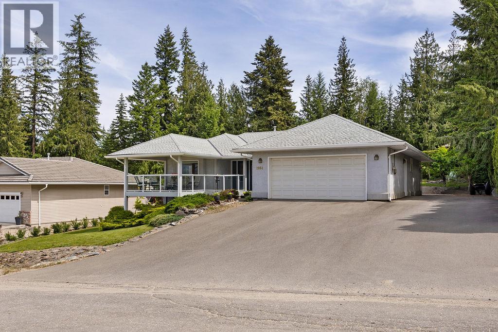 2864 Hilltop Road, Sorrento, British Columbia  V0E 2W1 - Photo 2 - 10387517