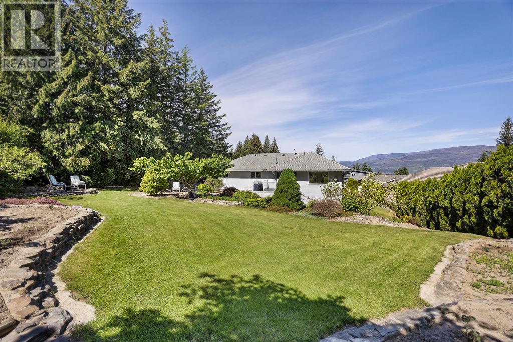 2864 Hilltop Road, Sorrento, British Columbia  V0E 2W1 - Photo 3 - 10387517