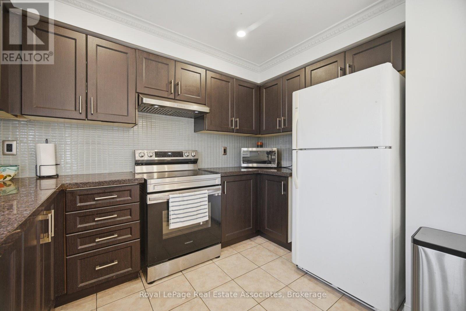 70 Echoridge Drive, Brampton (Fletcher's Meadow), Ontario  L7A 3L6 - Photo 18 - W13841176