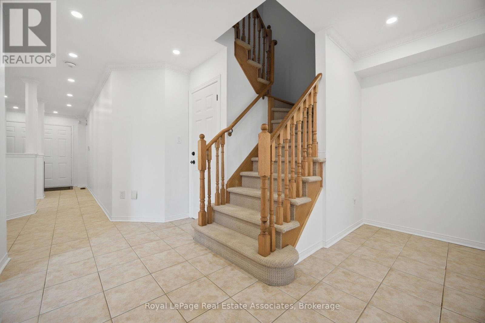70 Echoridge Drive, Brampton (Fletcher's Meadow), Ontario  L7A 3L6 - Photo 24 - W13841176