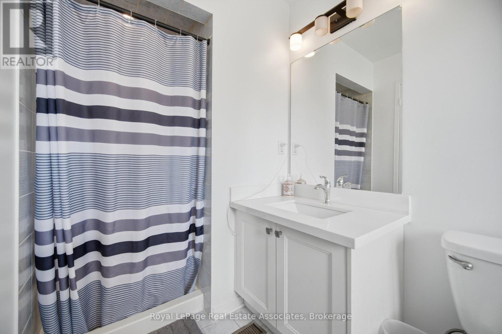 70 Echoridge Drive, Brampton (Fletcher's Meadow), Ontario  L7A 3L6 - Photo 29 - W13841176