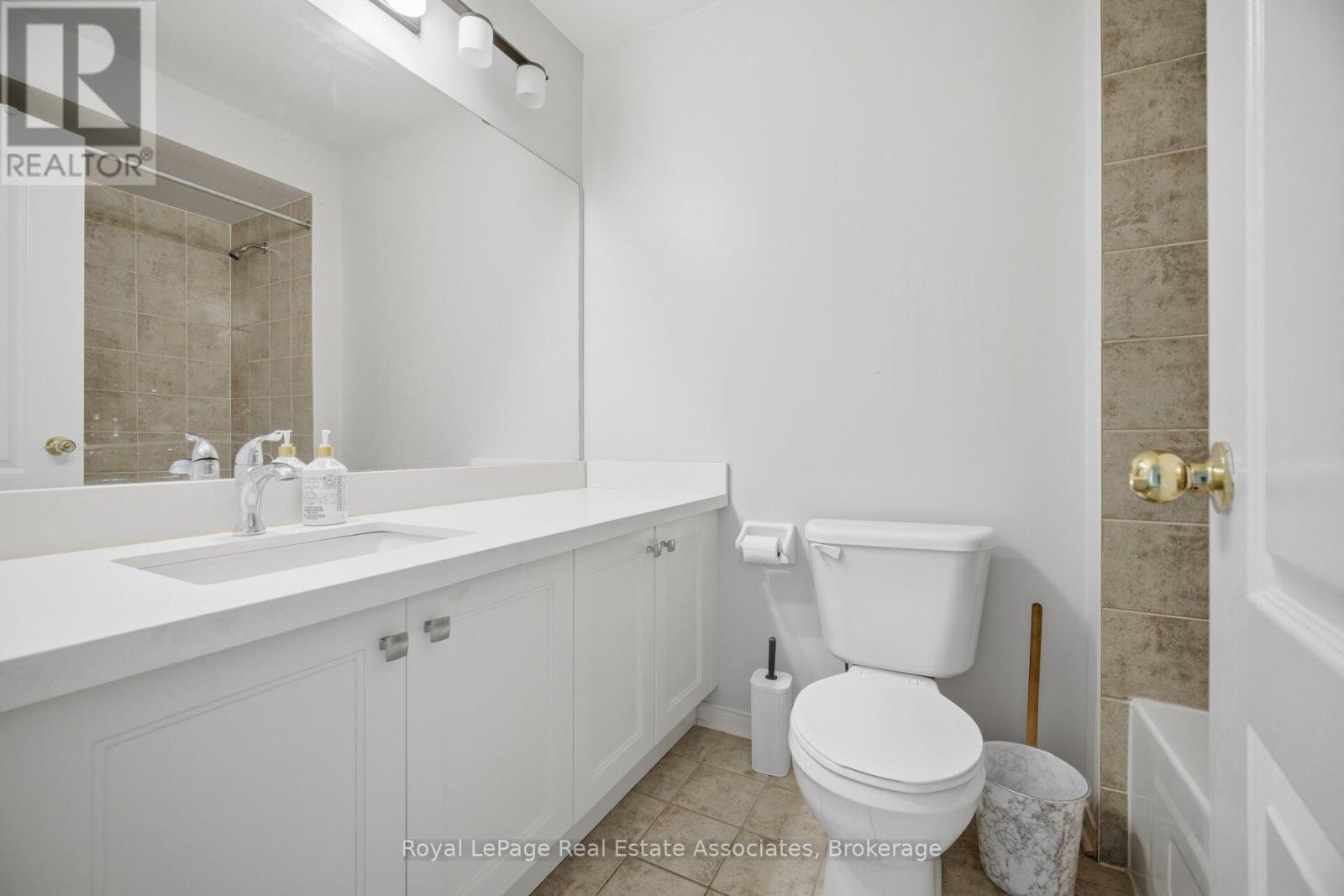 70 Echoridge Drive, Brampton (Fletcher's Meadow), Ontario  L7A 3L6 - Photo 38 - W13841176