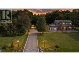 10 OWEN AVENUE, Front of Leeds & Seeleys Bay, Ontario