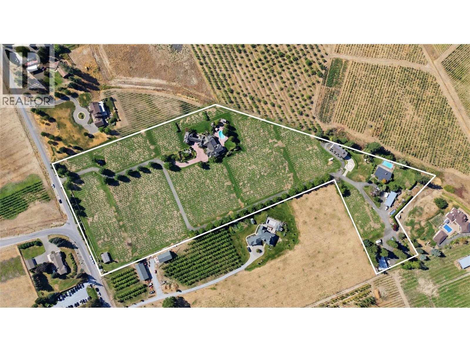 2550 Grantham Road, Kelowna, British Columbia  V1W 4B7 - Photo 2 - 10399235