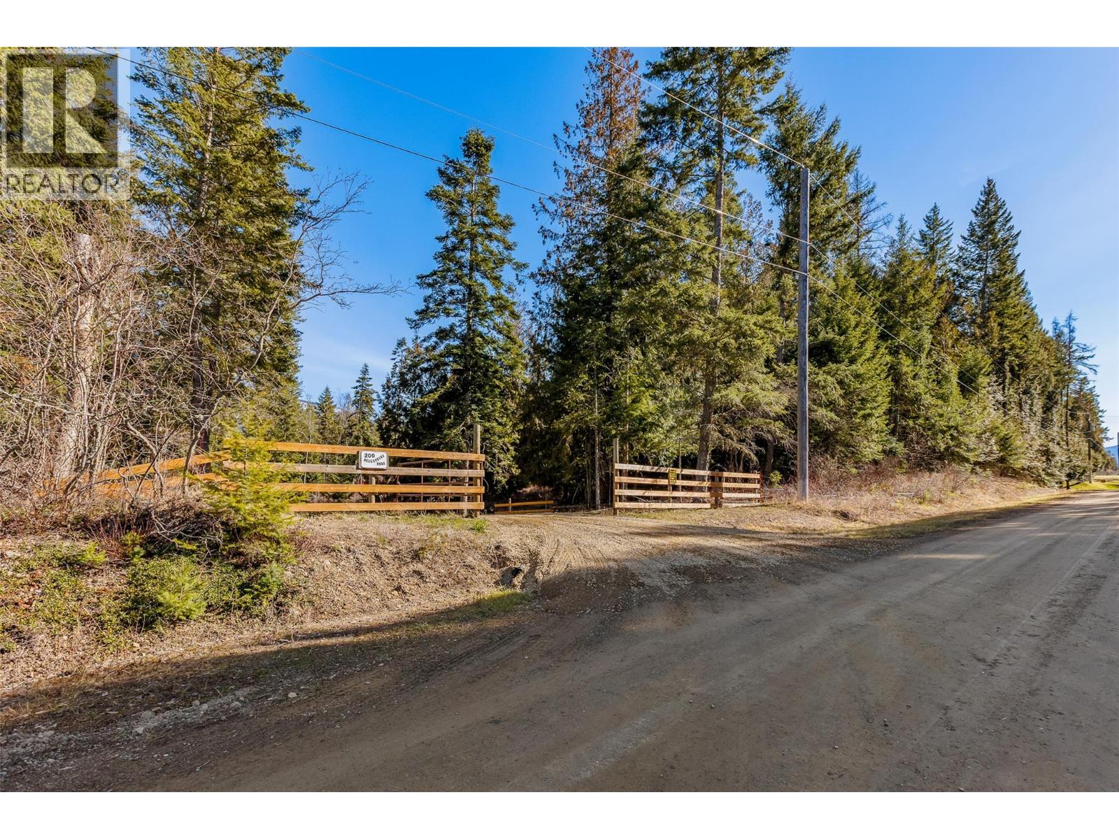 200 Wellspring Road, Creston, British Columbia V0B 1G2 - Photo 3 - 10402234