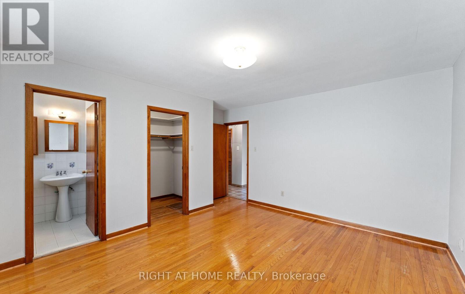 41 Knoll Drive, Toronto, Ontario  M9A 4G9 - Photo 21 - W13219232
