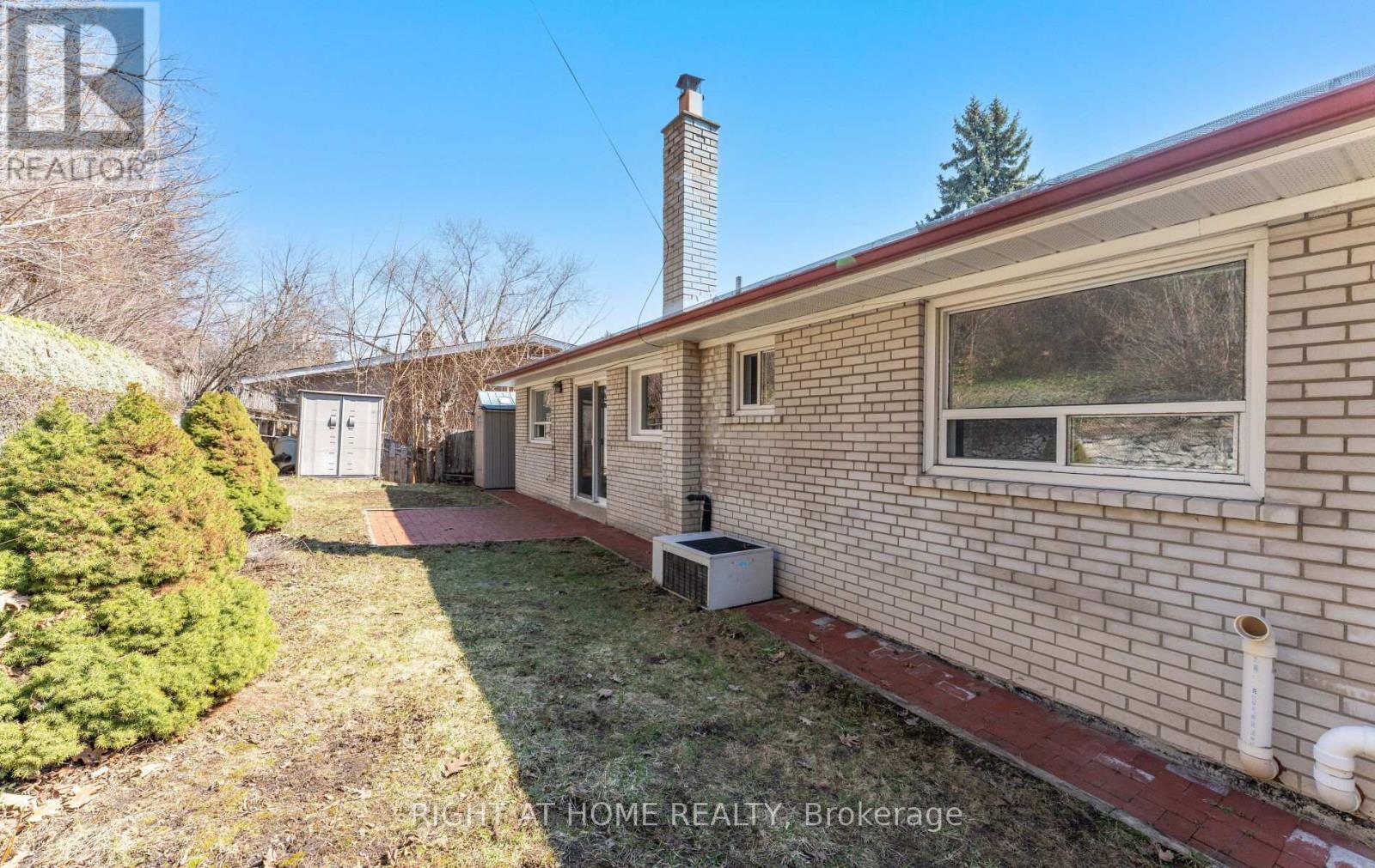 41 Knoll Drive, Toronto, Ontario  M9A 4G9 - Photo 41 - W13219232