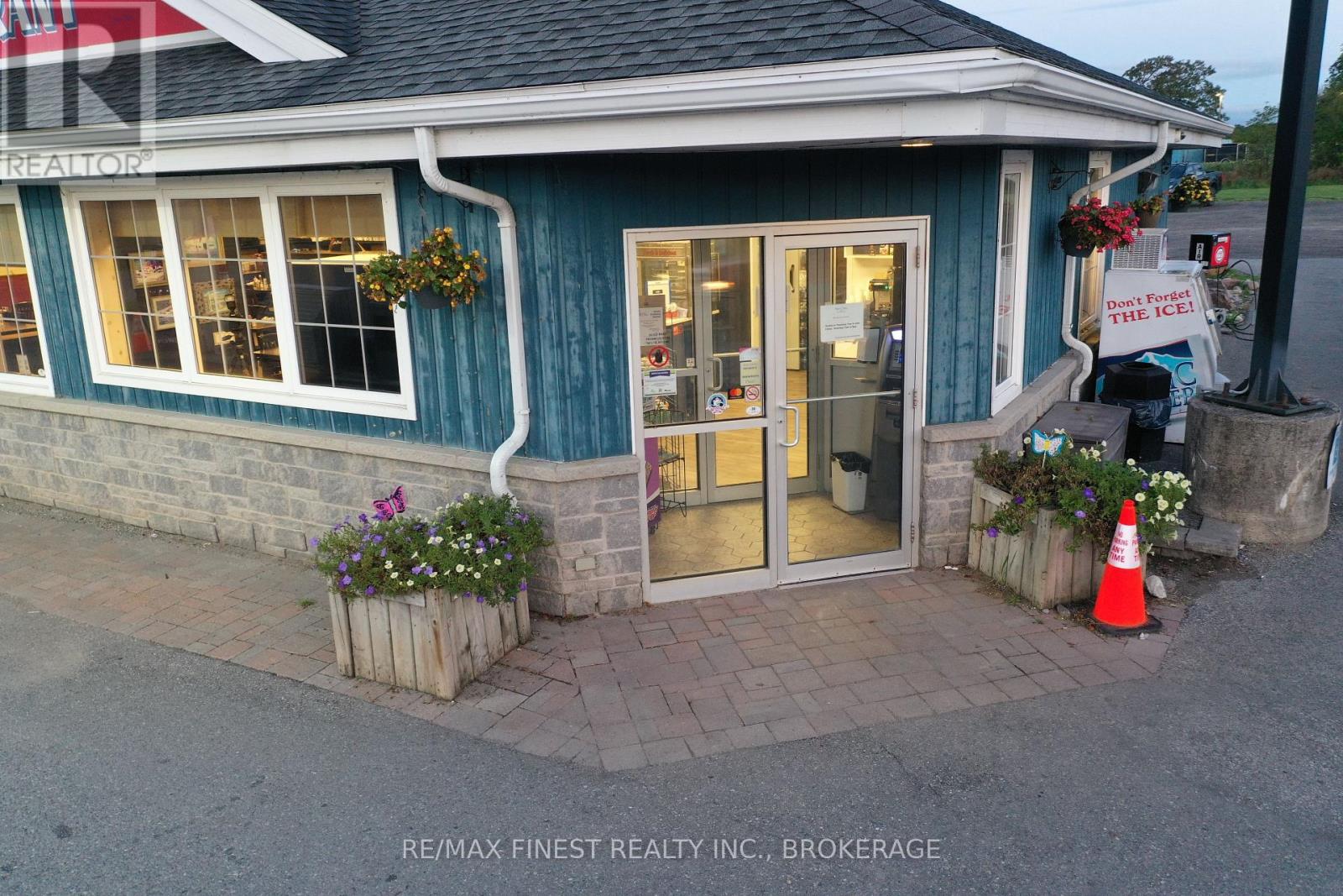 898 County Road 2, Lansdowne Village, Ontario  K0E 1L0 - Photo 3 - X12891166