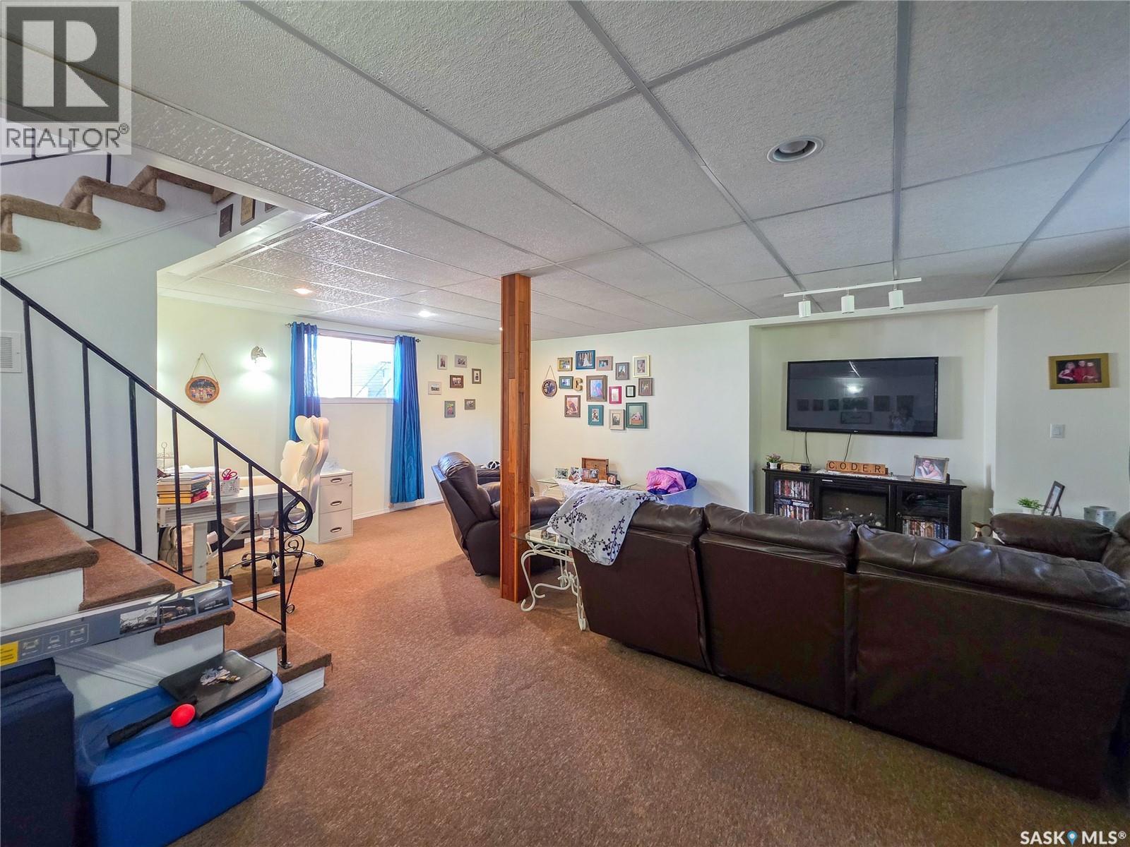 242 6th Avenue E, Melville, Saskatchewan  S0A 2P0 - Photo 46 - SK049830