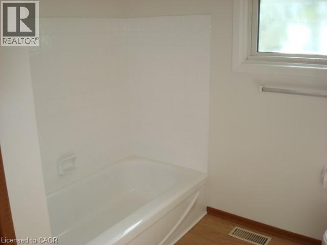 126 Avondale Road, Cambridge, Ontario  N3C 2E6 - Photo 12 - 40864417