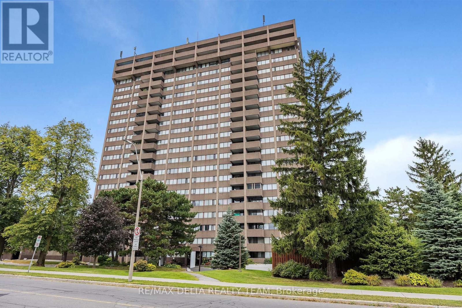 702 - 1285 Cahill Drive, Ottawa, Ontario