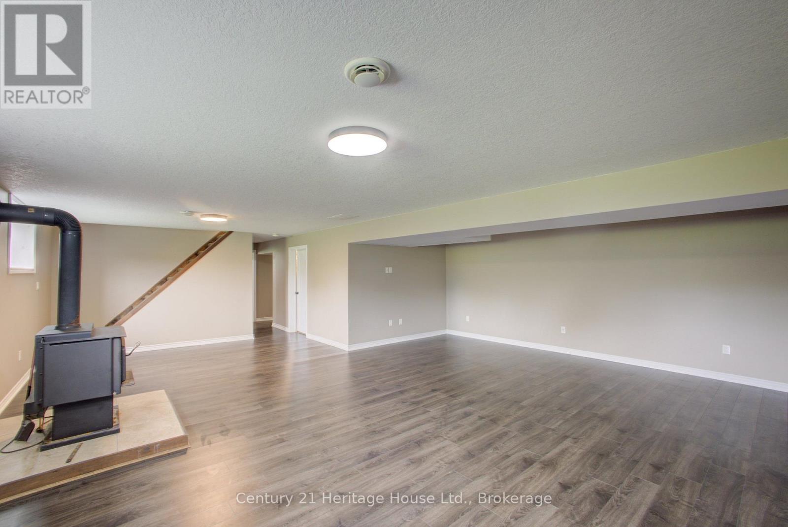 201 Hutton Hill Road, West Grey, Ontario  N0G 1R0 - Photo 29 - X13740618